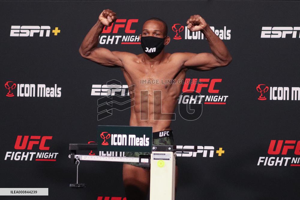 UFC Vegas 37: Smith v Spann Weigh-in - Las Vegas