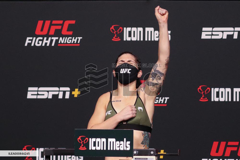 UFC Vegas 37: Smith v Spann Weigh-in - Las Vegas