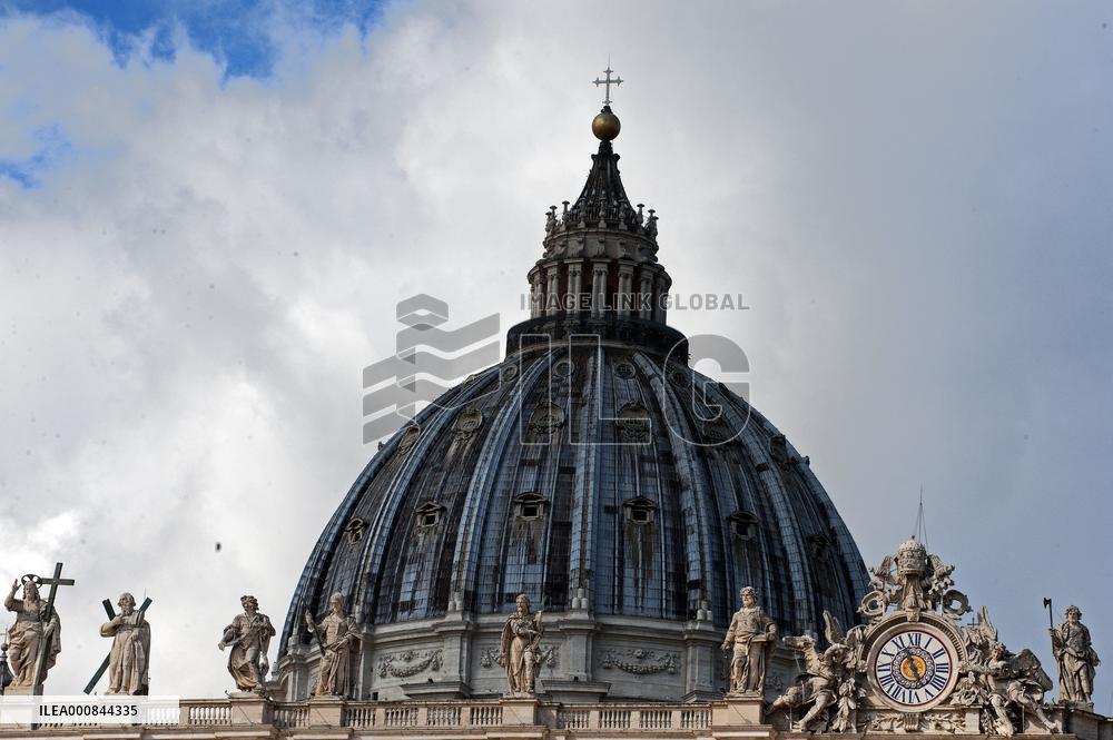 Pope Francis During Weekly Angelus Prayer - Vatican