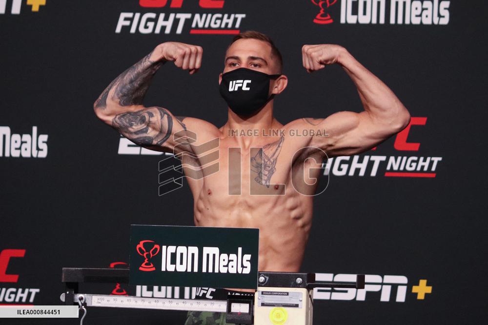 UFC Vegas 37: Smith v Spann Weigh-in - Las Vegas