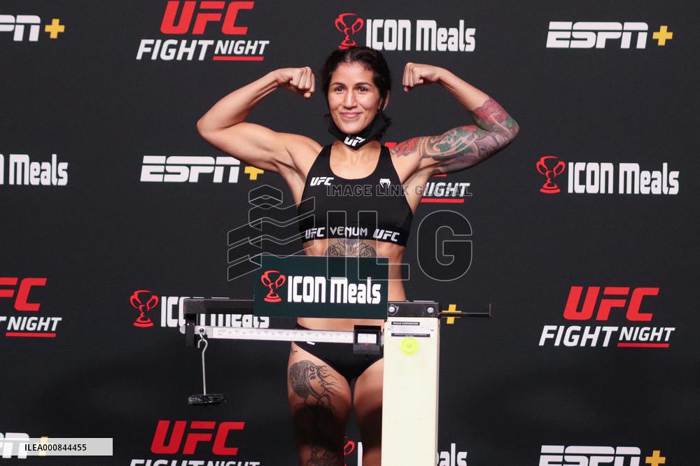 UFC Vegas 37: Smith v Spann Weigh-in - Las Vegas