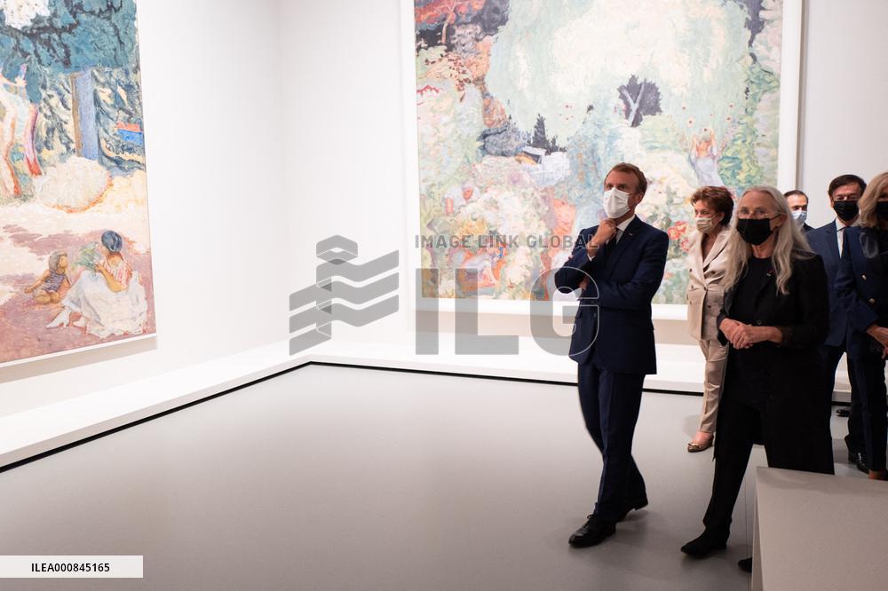 President Macron Visit To Morozov Collection, Icons Of Modern Art Exhibition - Paris