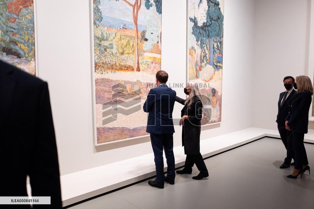 President Macron Visit To Morozov Collection, Icons Of Modern Art Exhibition - Paris