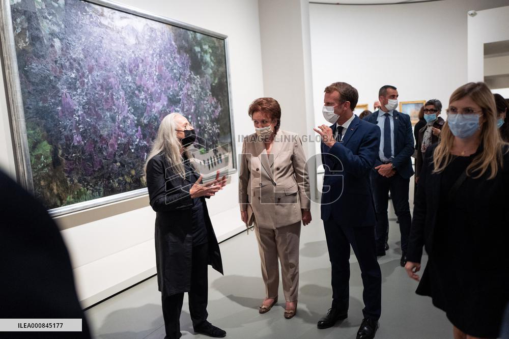 President Macron Visit To Morozov Collection, Icons Of Modern Art Exhibition - Paris
