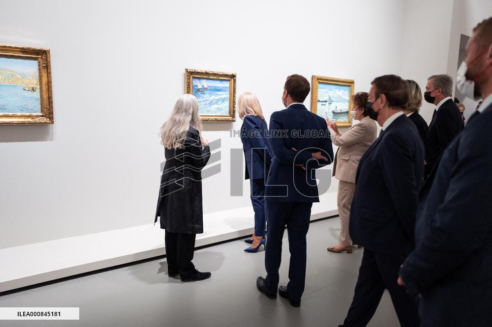 President Macron Visit To Morozov Collection, Icons Of Modern Art Exhibition - Paris