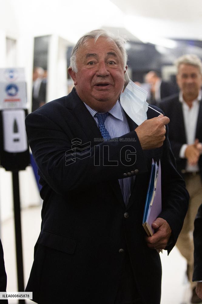 Les Republicains meeting about the primary - Paris