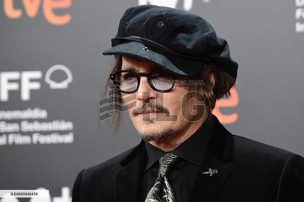 69th San Sebastian Film Festival - Johnny Depp Awarded