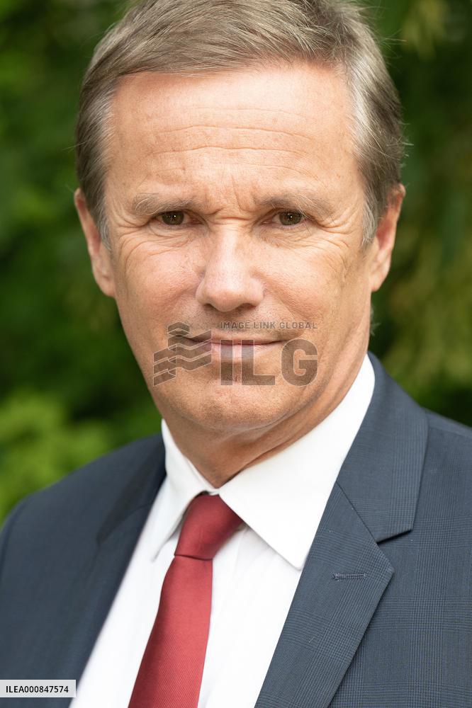 Deputy, Debout la France, Nicolas Dupont-Aignan - Paris