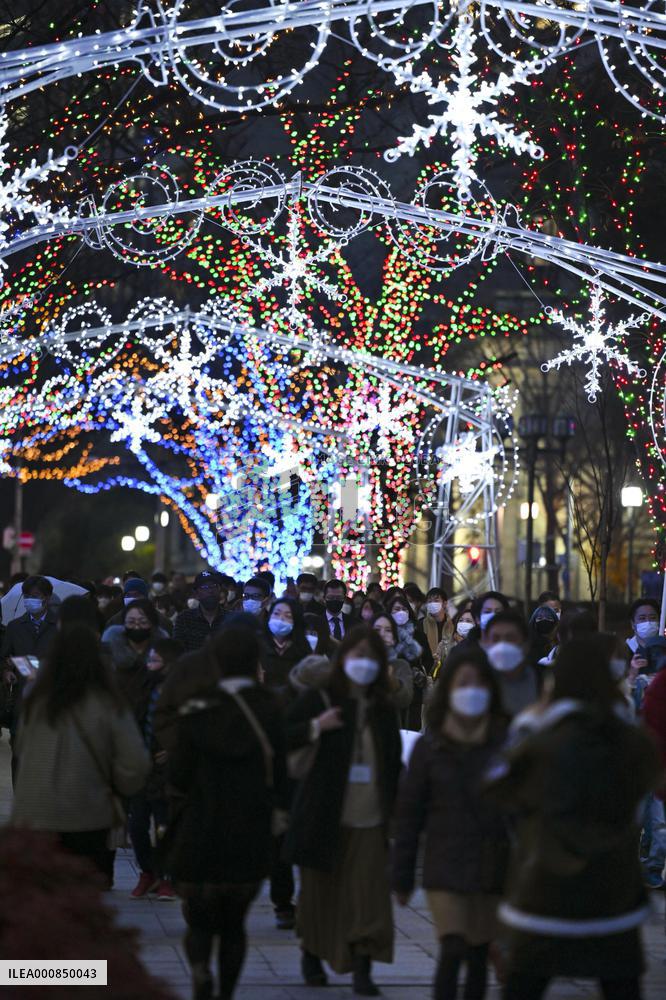 Christmas Eve in Osaka