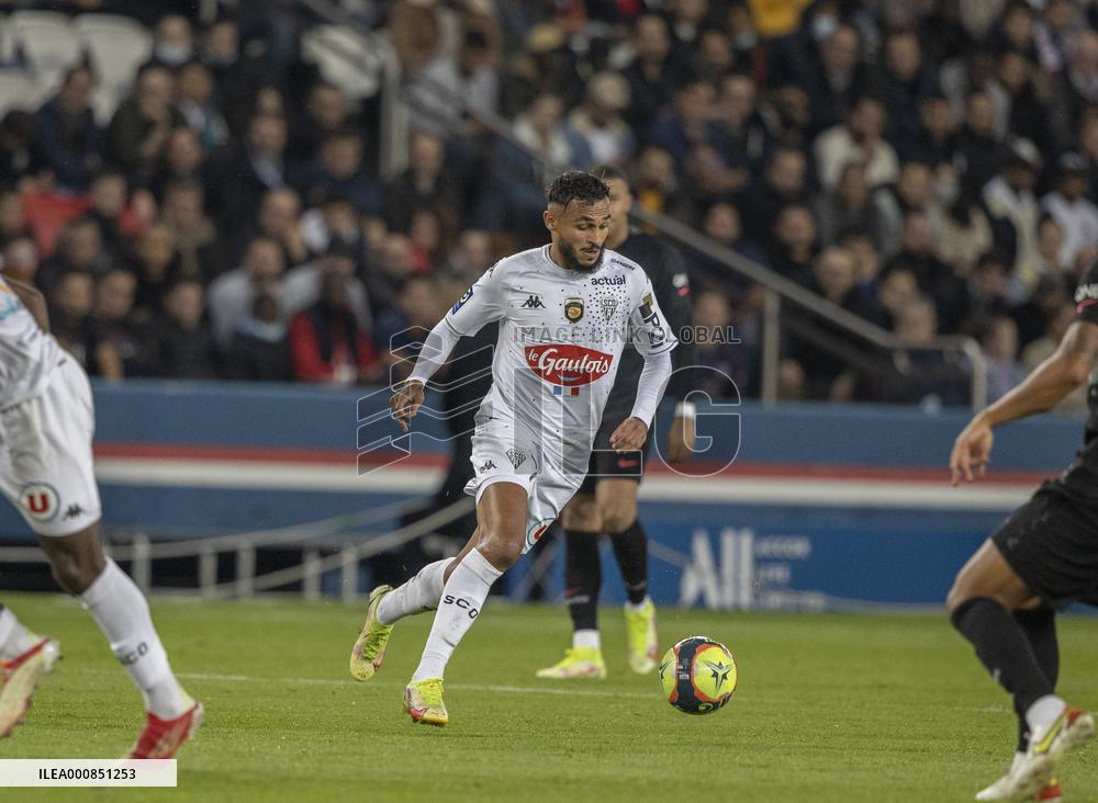 Ligue 1 - PSG v Angers