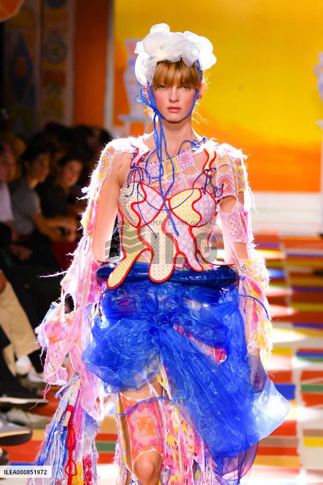 Heyres Fashion Festival - Elina Silina Runway - Chloeì Prize Winner