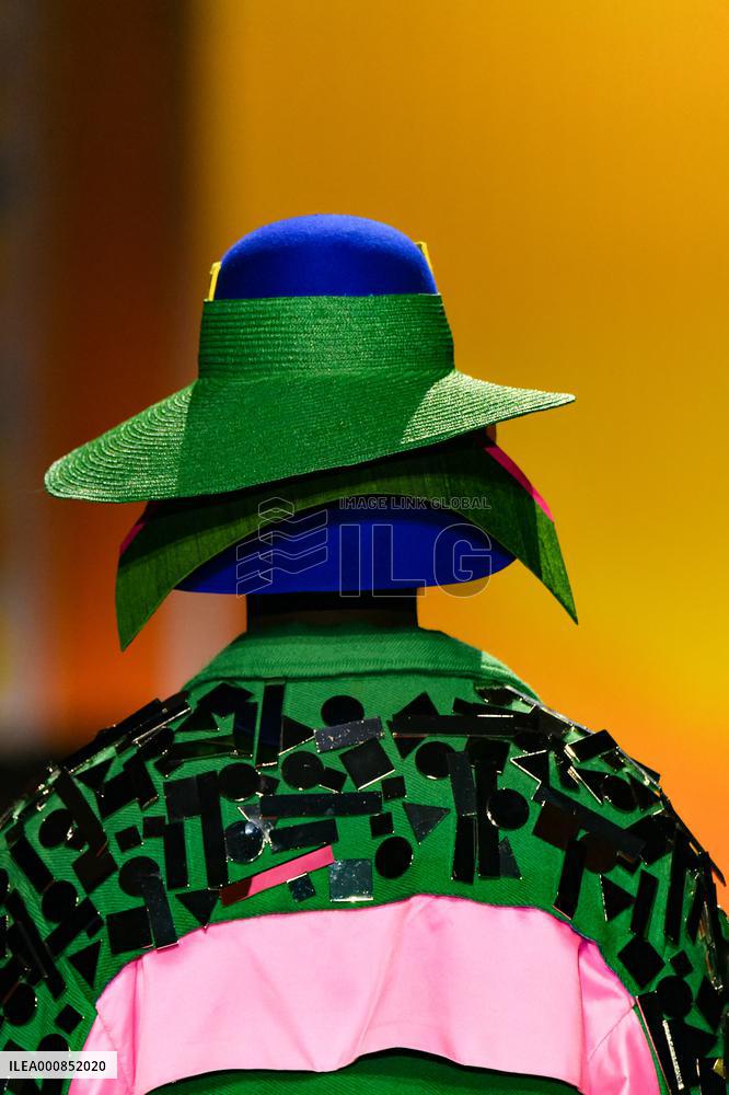 Heyres Fashion Festival - Rukpong Raimaturapong Runway - Chanel 19M Winner Prize