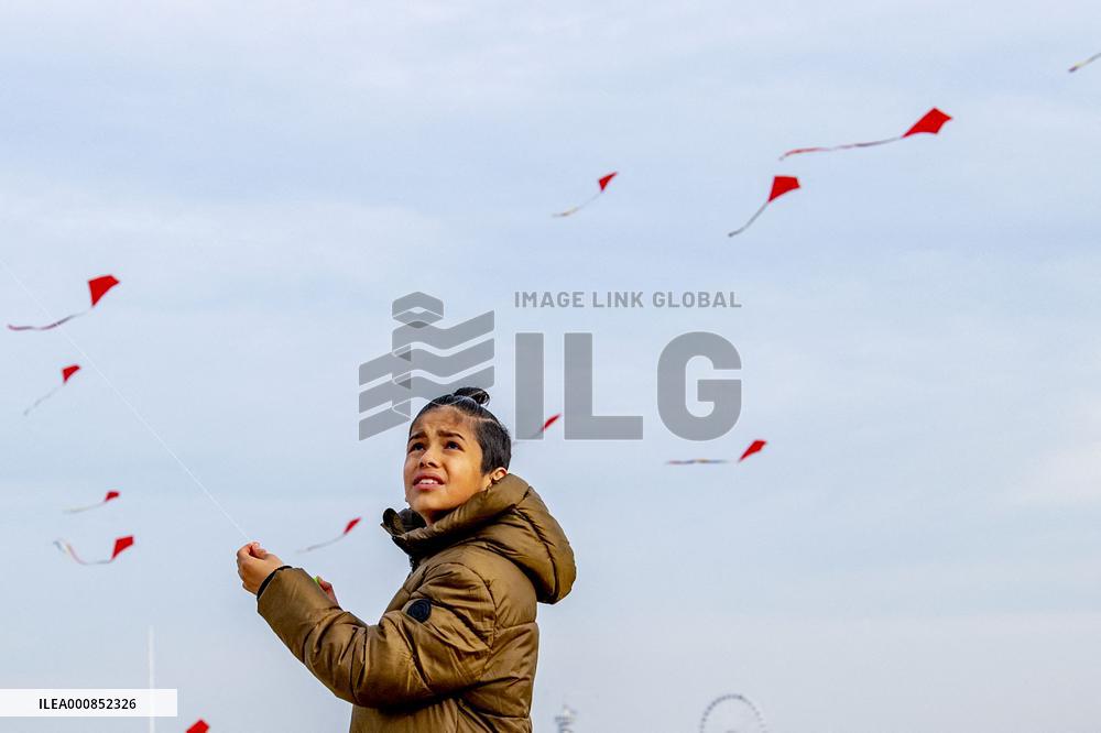 Kite Campaign For Solidarity With Afghan Children - Netherlands