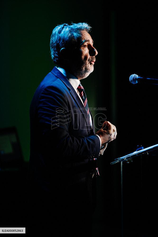 Michel Barnier Holds A Public Meeting - Neuilly-sur-Seine