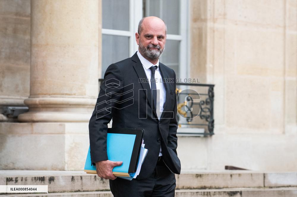 Weekly Cabinet Meeting - Paris