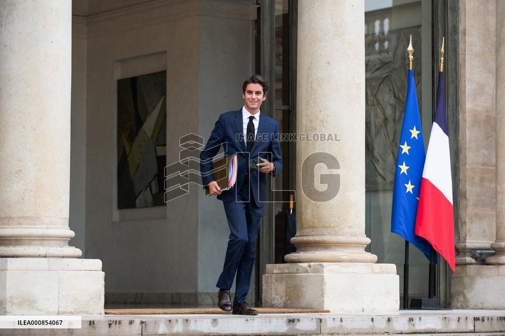 Weekly Cabinet Meeting - Paris