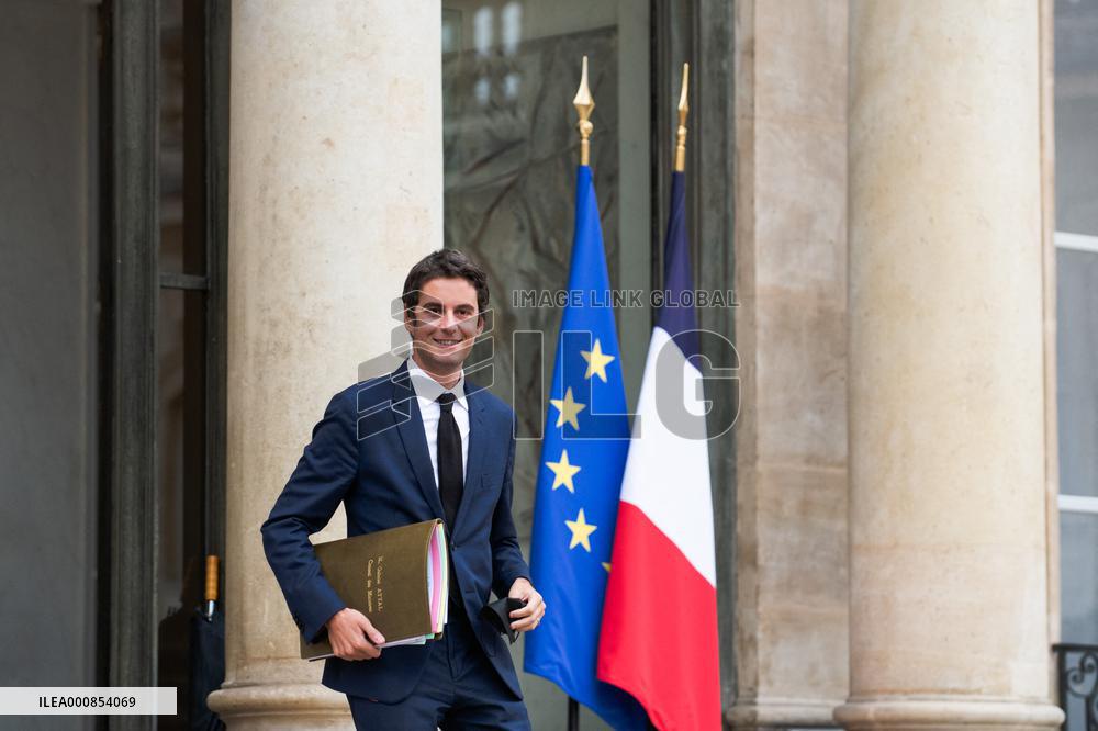 Weekly Cabinet Meeting - Paris