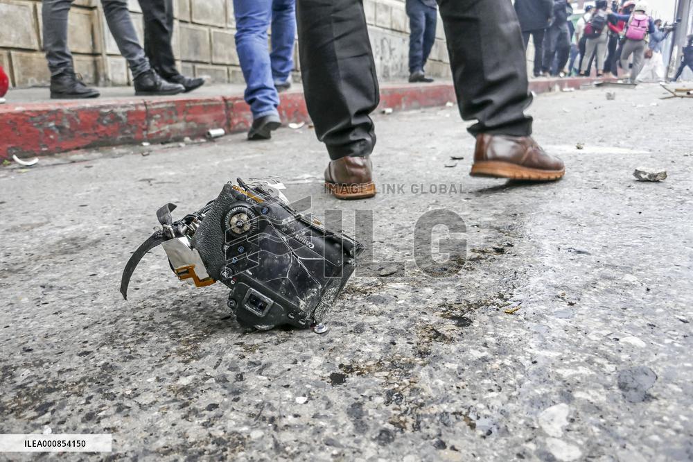 Riots Of Hundreds Of Former Civilian Patrol - Guatemala