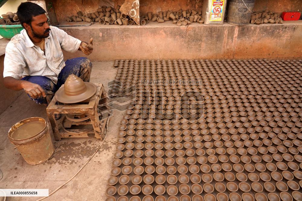 Indian Potter Makes Earthen Lamps for Diwali festival in Ajmer - Rajasthan