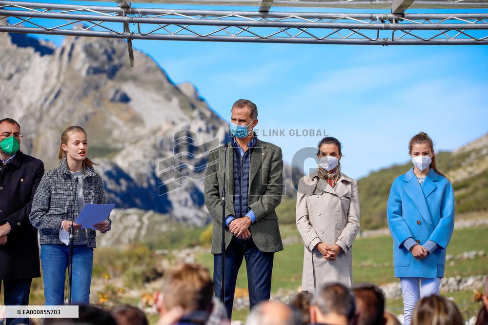 Royals Visit Santa Maria Del Puerto De Somiedo - Spain