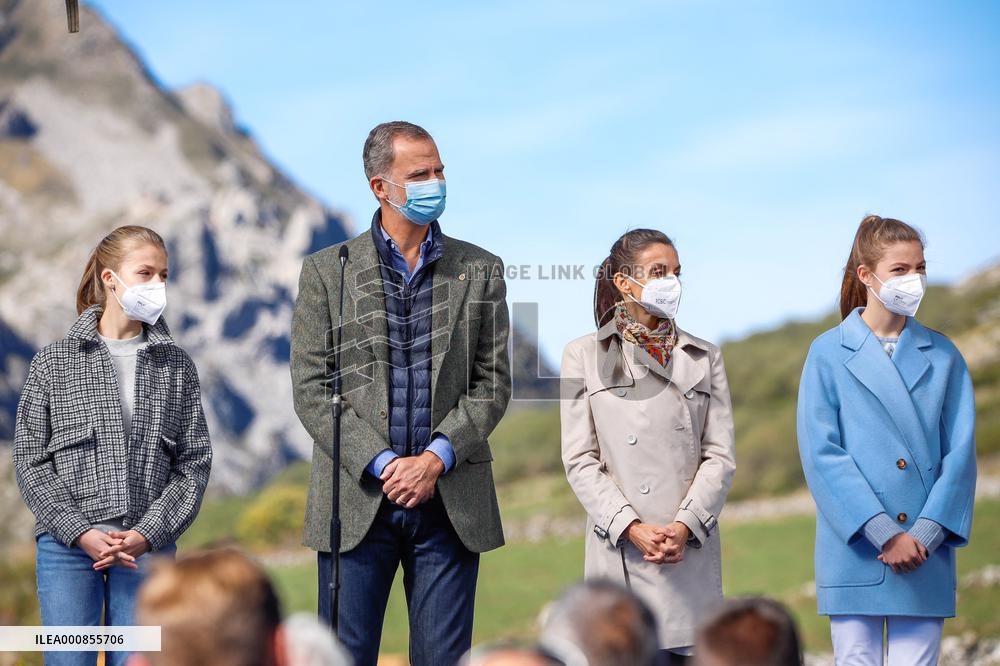 Royals Visit Santa Maria Del Puerto De Somiedo - Spain