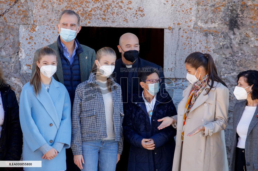 Royals Visit Santa Maria Del Puerto De Somiedo - Spain