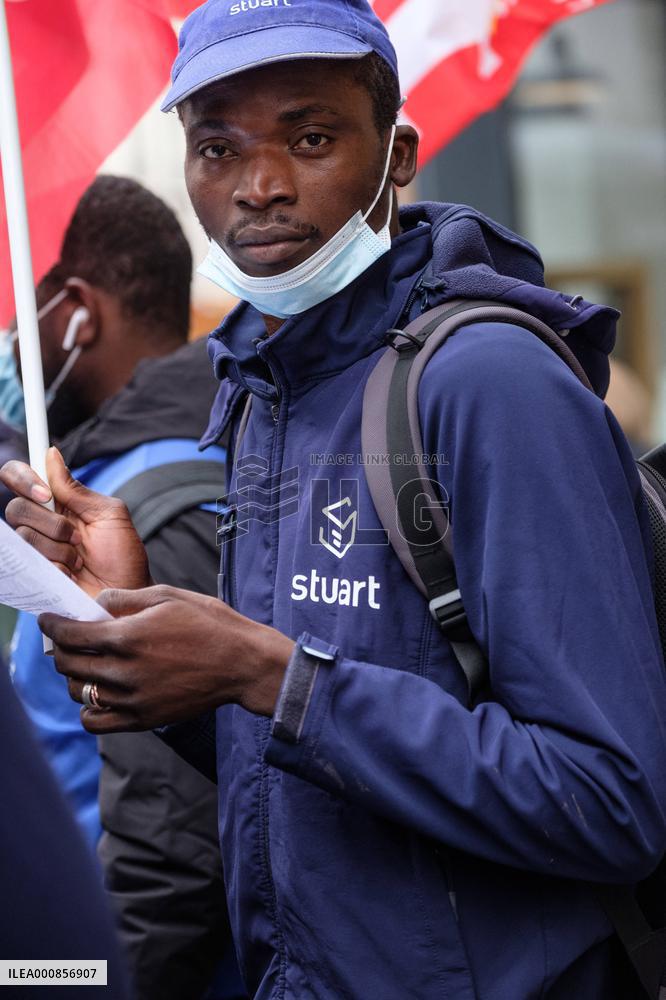 Hundreds Of Undocumented Workers On Strike - Paris