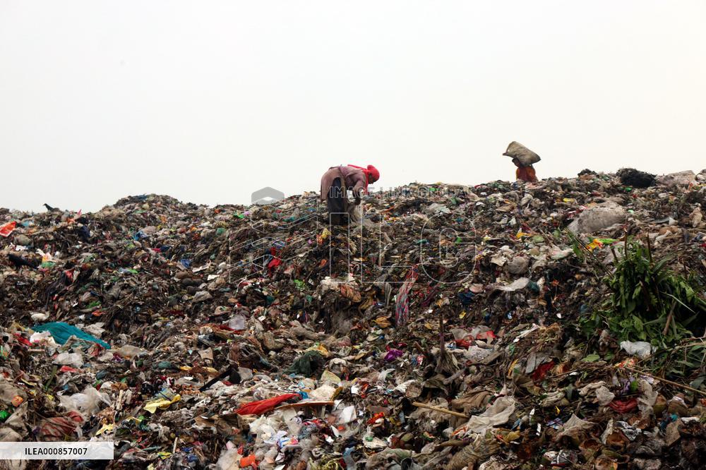 People Waste Pickers - Dhaka
