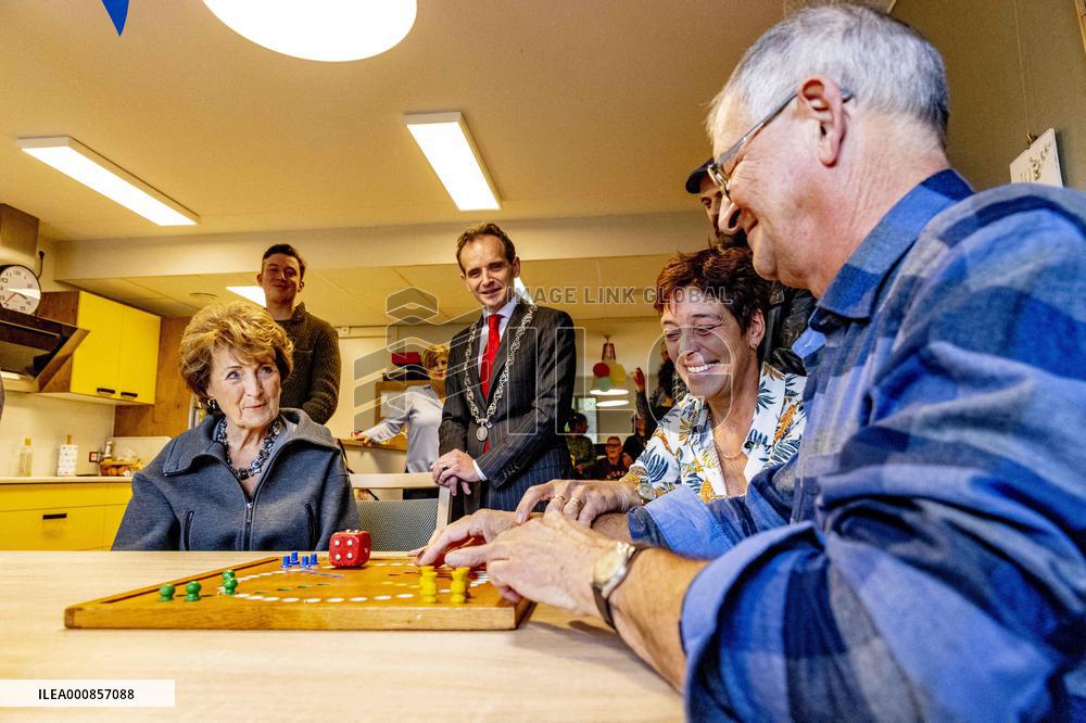 Princess Margriet Opens A Center For The Deafblind - Netherlands