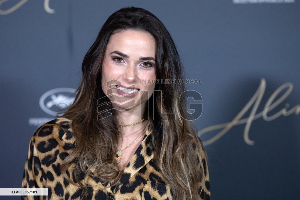 Aline Premiere