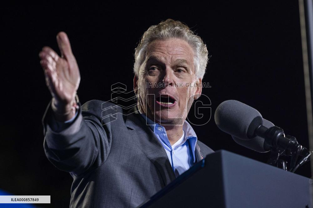 President Biden campaigns for Terry McAuliffe in Virginia