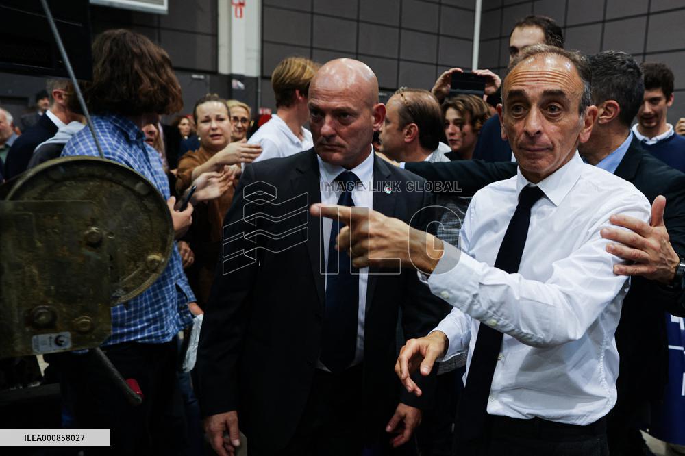 Eric Zemmour Promotes His Book - Biarritz