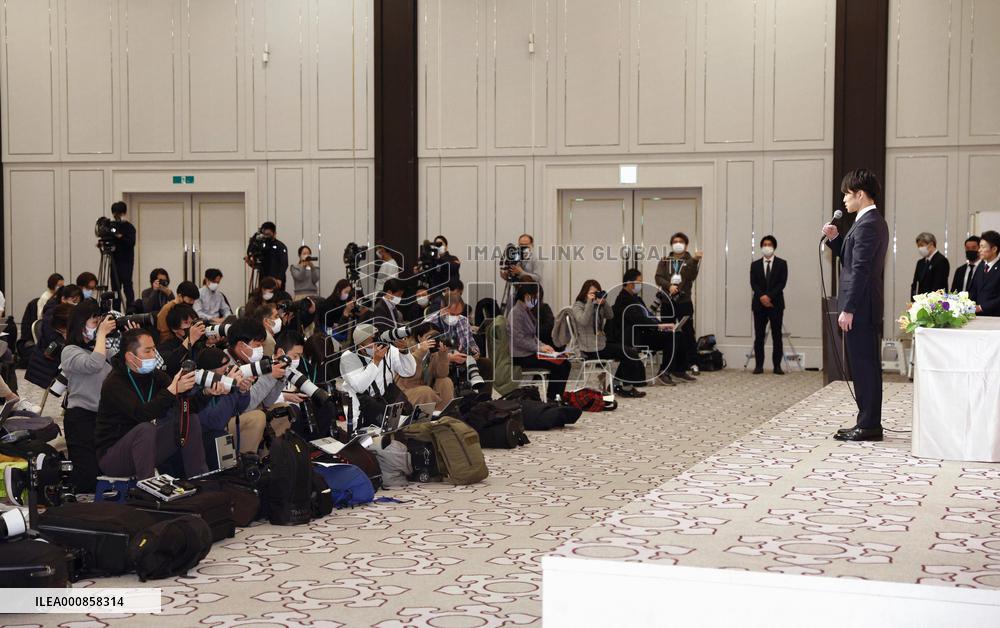 Gymnastics: Uchimura at retirement press conference