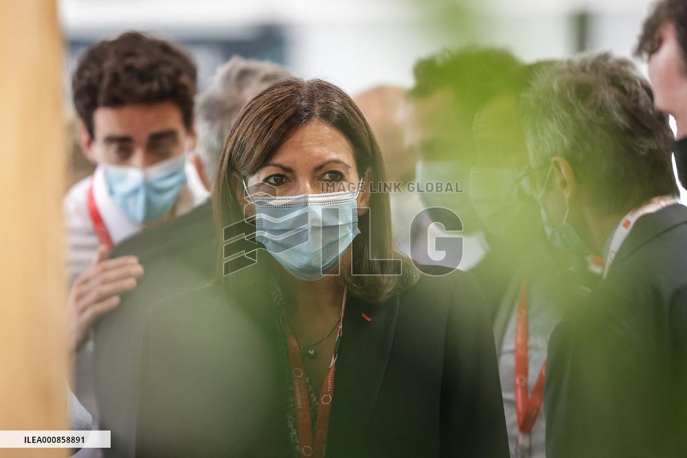 Anne Hidalgo Visit To The HLM Congress - Bordeaux