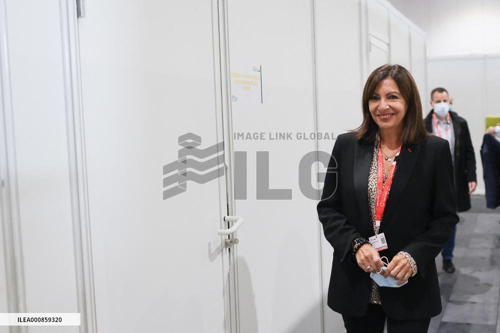 Anne Hidalgo Visit To The HLM Congress - Bordeaux