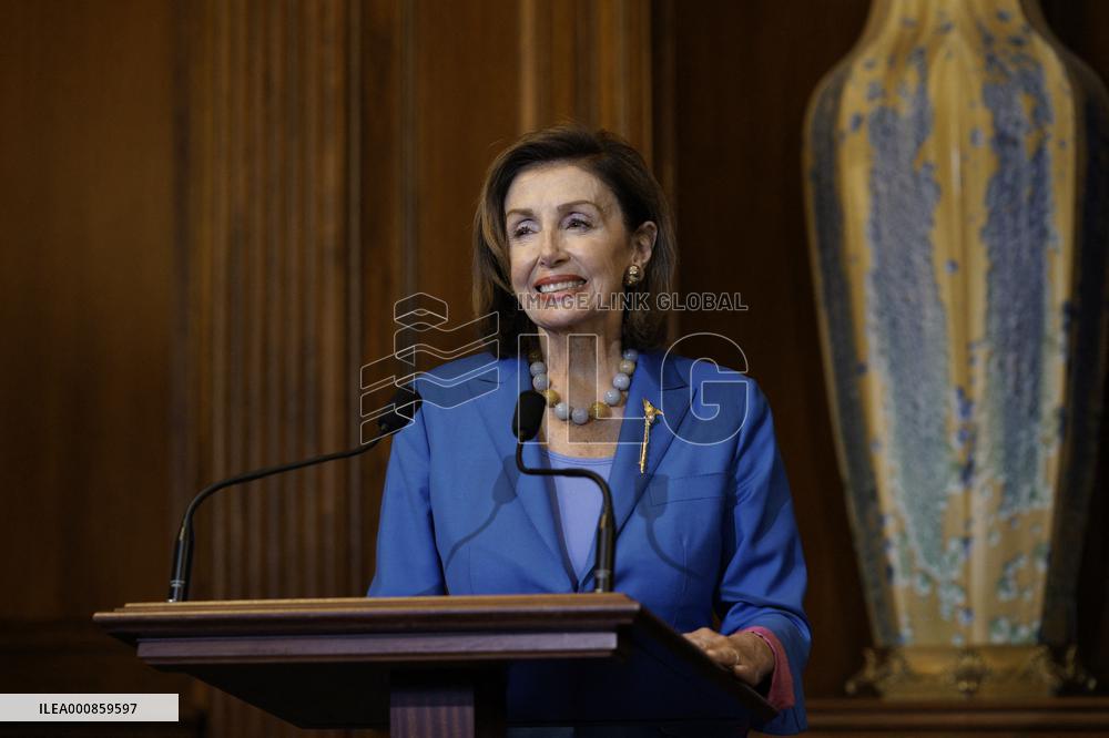 Nancy Pelosi on Extending Government Funding - Washington