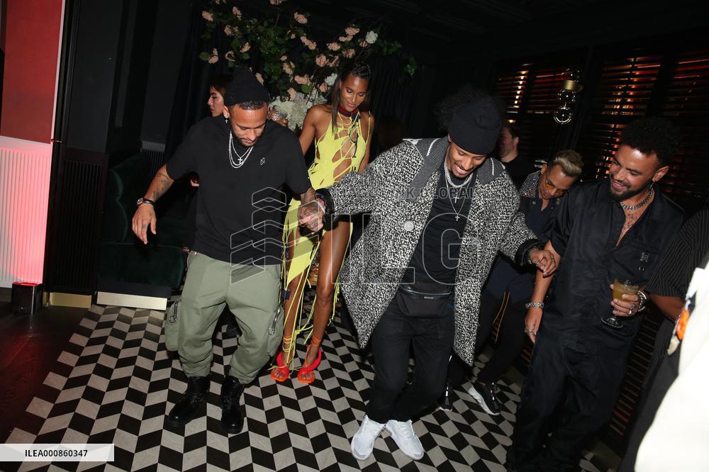 Cindy Bruna's 27th birthday - Paris