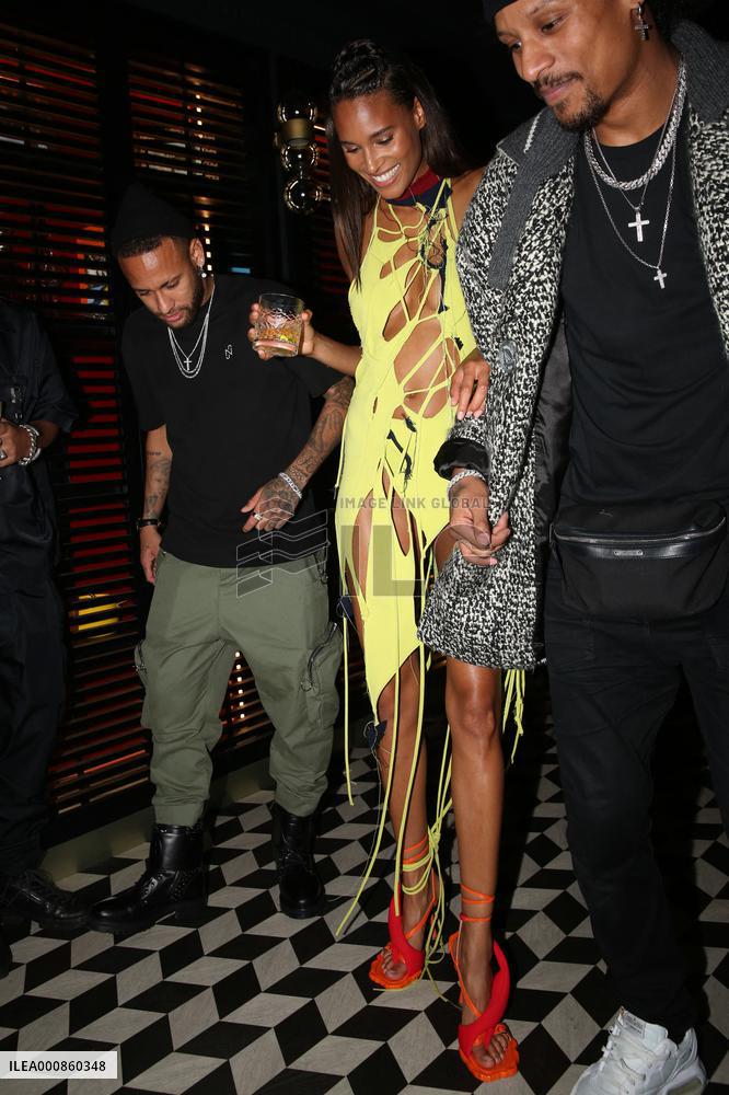 Cindy Bruna's 27th birthday - Paris