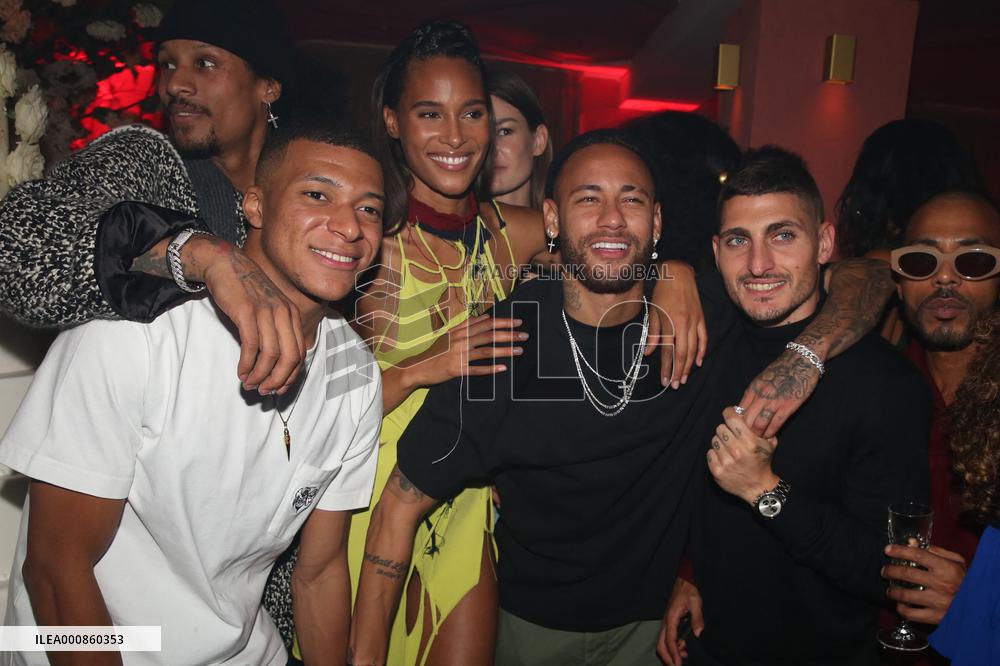 Cindy Bruna's 27th birthday - Paris