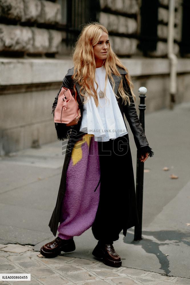 PFW - Celebrities In The Street - Day 4