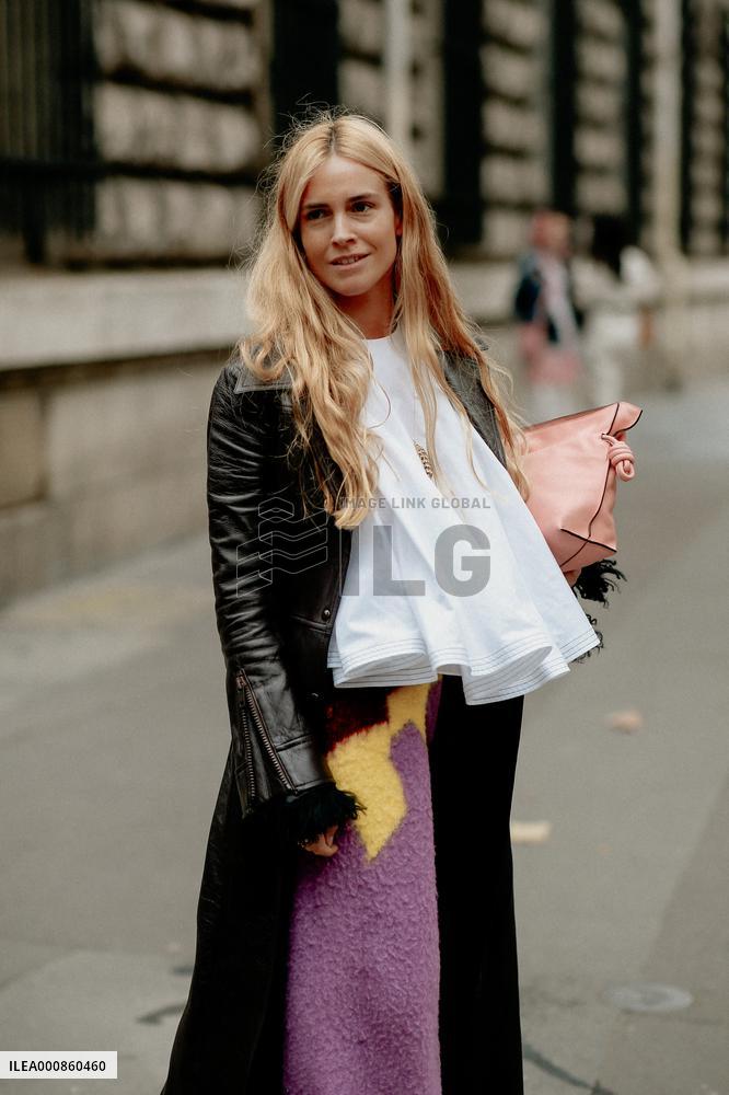 PFW - Celebrities In The Street - Day 4