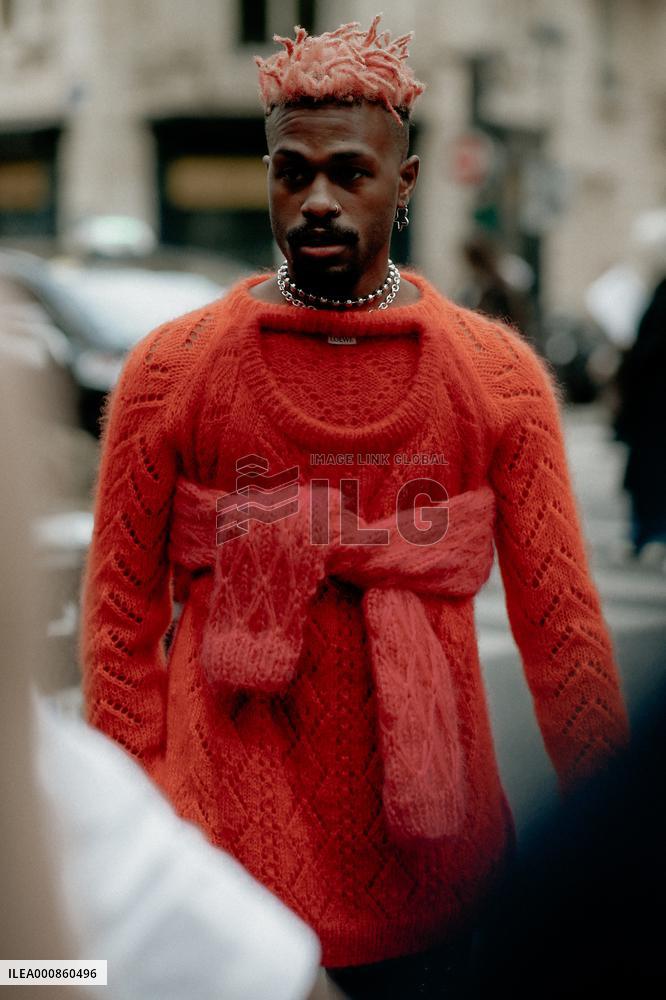 PFW - Celebrities In The Street - Day 4