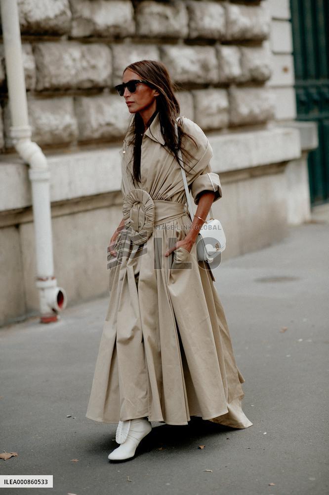 PFW - Celebrities In The Street - Day 4