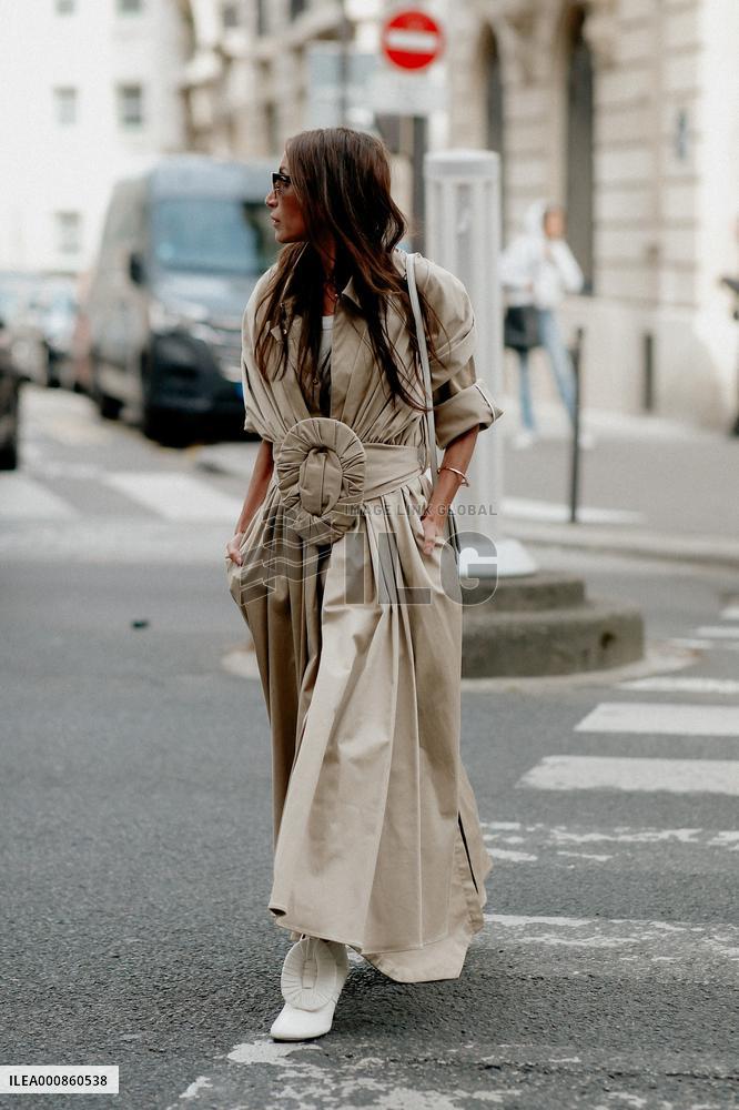 PFW - Celebrities In The Street - Day 4