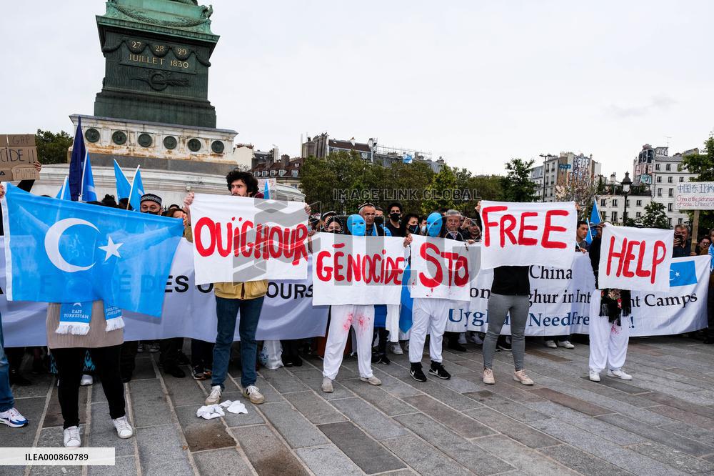 Rally in support of China's Uyghurs people - Paris