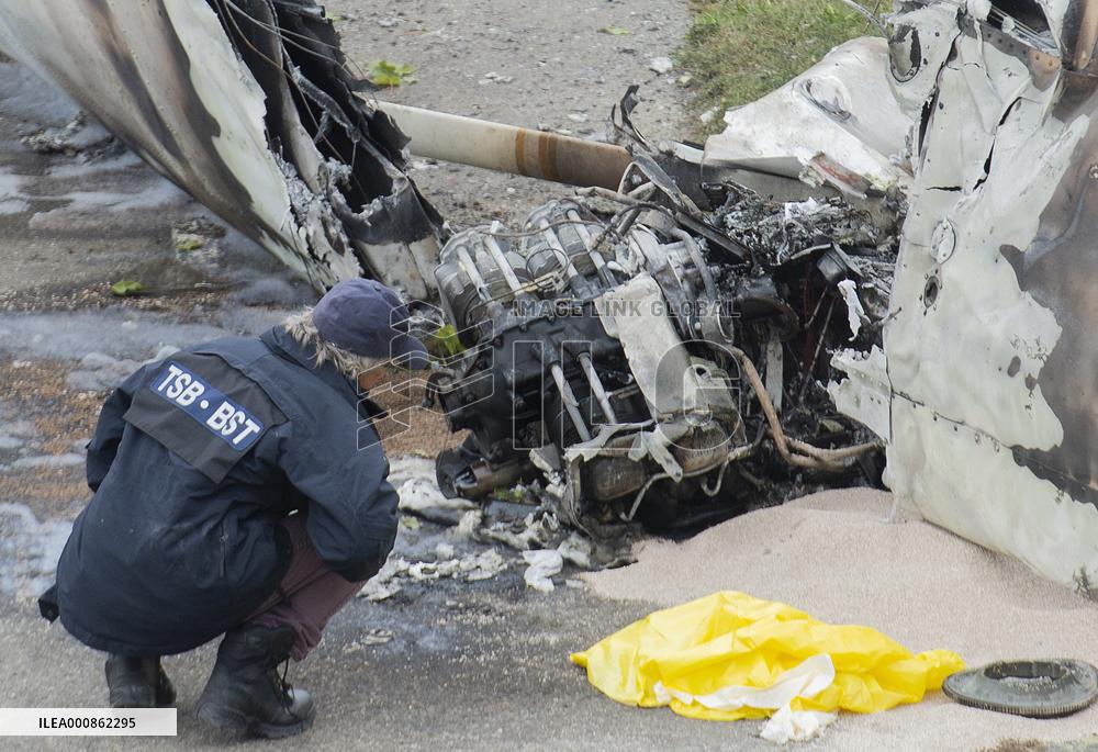 Plane crash in Montreal's Isle Ste-Helene