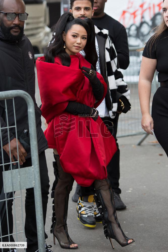 PFW - Arrivals At L'oreal Show During Paris Fashion Week - NB