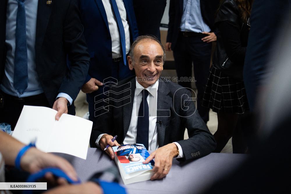 Eric Zemmour signing session of his new book - Paris