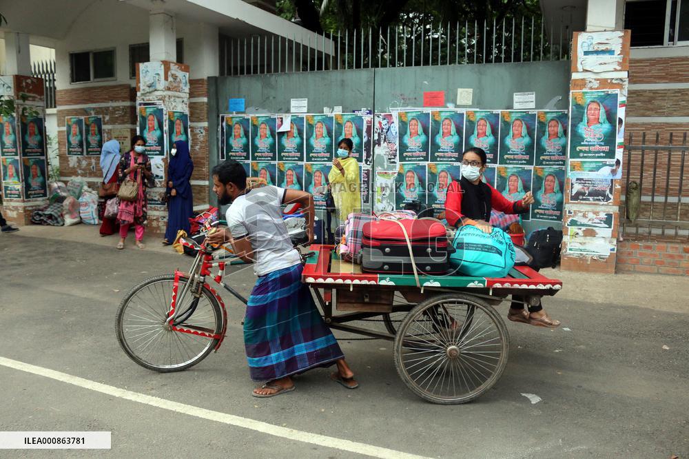 Students Return To The Residential Halls After 1.5 Years - Dhaka