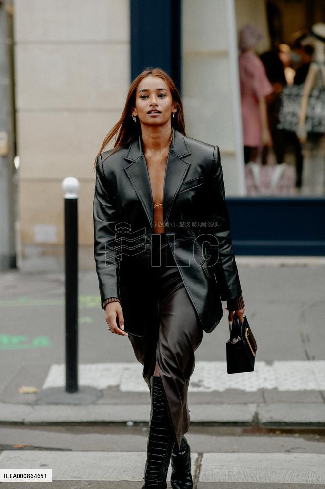 PFW - Street Style